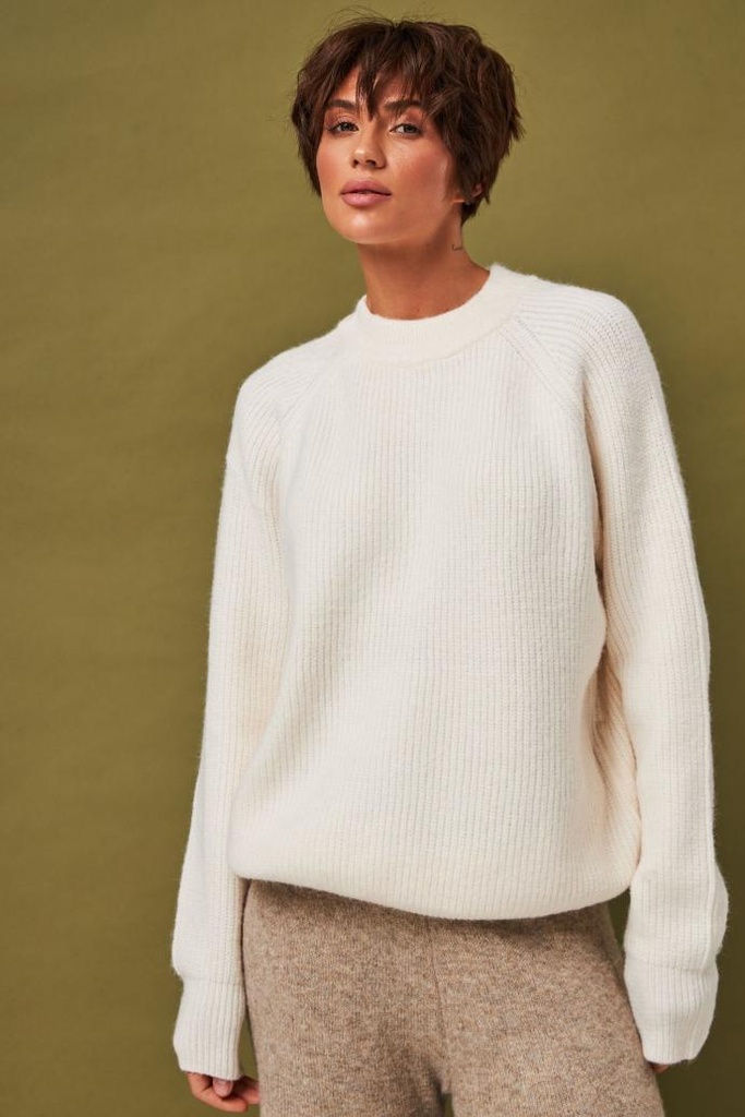 Светр реглан крупна в'язка